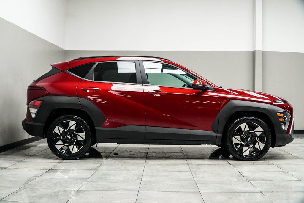 2024 Hyundai Kona SEL photo 4