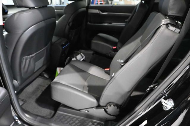 2024 Hyundai Palisade XRT Mobility Handicap SUV - 23089048 - 25