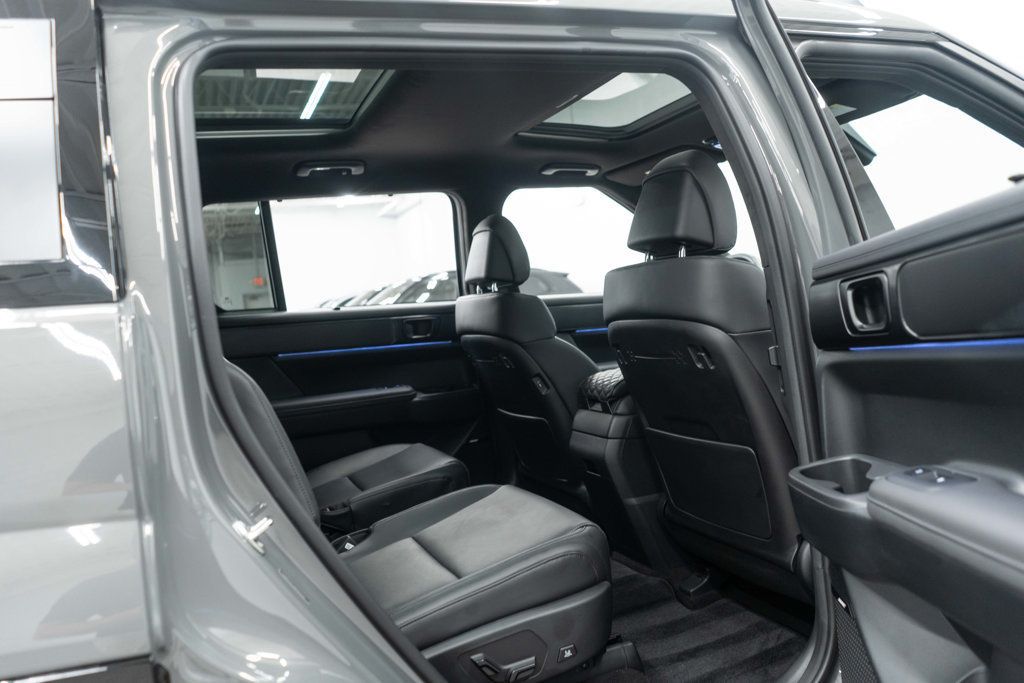 Hyundai Santa Fe photo 12