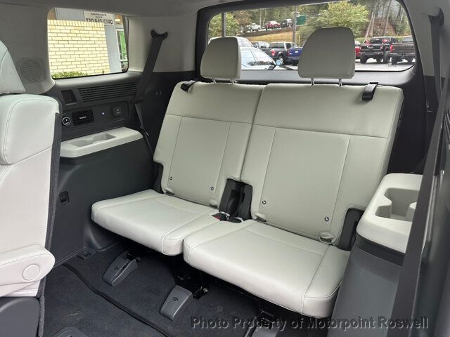 2024 Hyundai Santa Fe Calligraphy FWD - 22934675 - 18