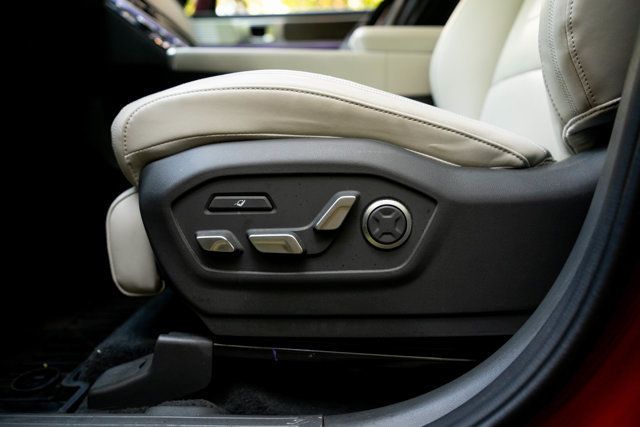 2024 Hyundai Santa Fe LocalTrade/Calligraphy/FWD/Heated&CooledSeats/DualPaneSunroof - 23073502 - 24