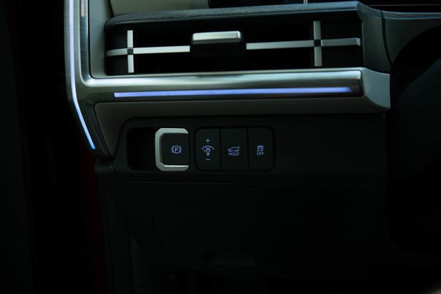 2024 Hyundai Santa Fe LocalTrade/Calligraphy/FWD/Heated&CooledSeats/DualPaneSunroof - 23073502 - 35
