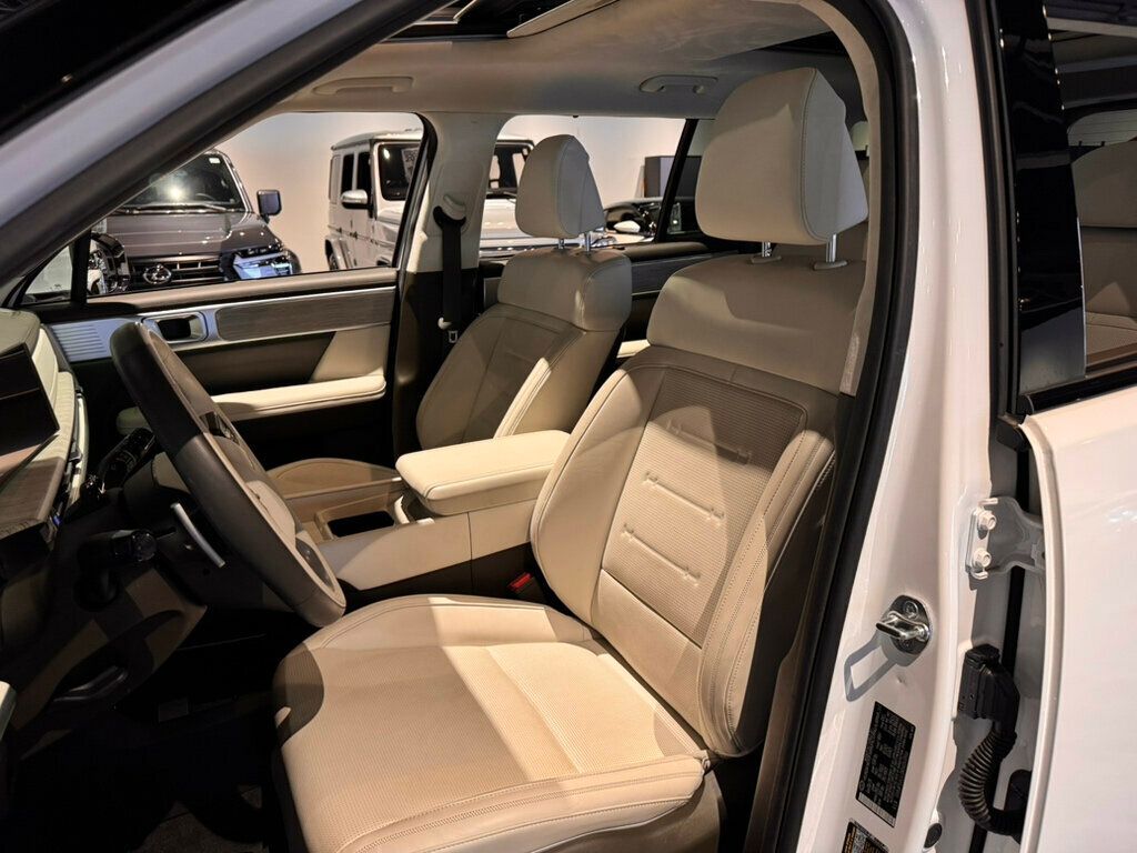 2024 Hyundai Santa Fe LocalTrade/Calligraphy/Htd&CldSeats/PanoRoof/HtdSteerWheel/NAV - 22995255 - 9