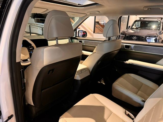 2024 Hyundai Santa Fe LocalTrade/Calligraphy/Htd&CldSeats/PanoRoof/HtdSteerWheel/NAV - 22995255 - 11