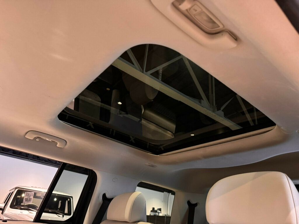 2024 Hyundai Santa Fe LocalTrade/Calligraphy/Htd&CldSeats/PanoRoof/HtdSteerWheel/NAV - 22995255 - 13