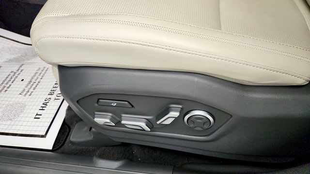 2024 Hyundai Santa Fe Hybrid Calligraphy AWD - 23091696 - 11
