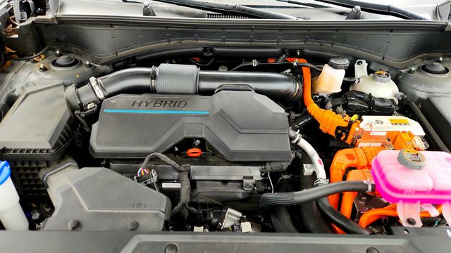 2024 Hyundai Santa Fe Hybrid Calligraphy AWD - 23019074 - 27