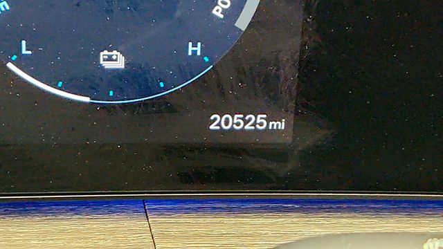 2024 Hyundai Santa Fe Hybrid Calligraphy AWD w/ Panoramic Sunroof - 23000332 - 14