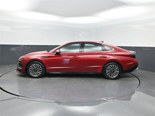 2024 Hyundai Sonata Hybrid SEL photo 2