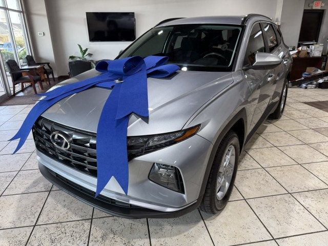 2024 Hyundai Tucson SEL photo 2