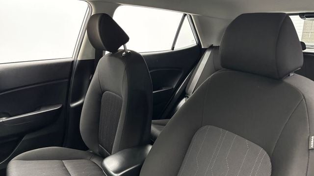 2024 Hyundai Venue SE IVT - 23014793 - 14