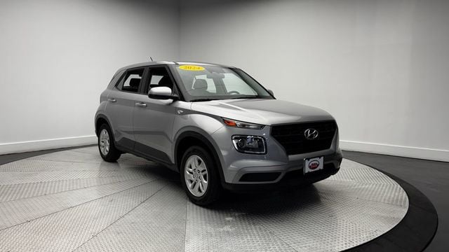 2024 Hyundai Venue SE IVT - 23014793 - 38