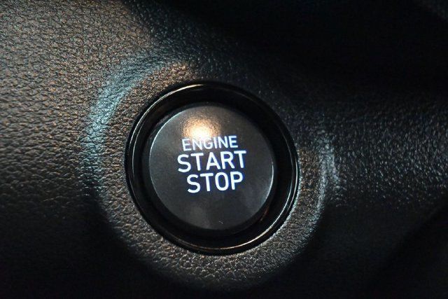 2024 Hyundai Venue SEL IVT - 23080651 - 19