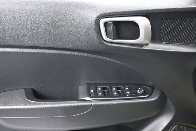 2024 Hyundai Venue SEL IVT - 23080651 - 6