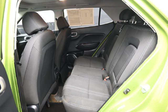 2024 Hyundai Venue SEL IVT - 23080651 - 7