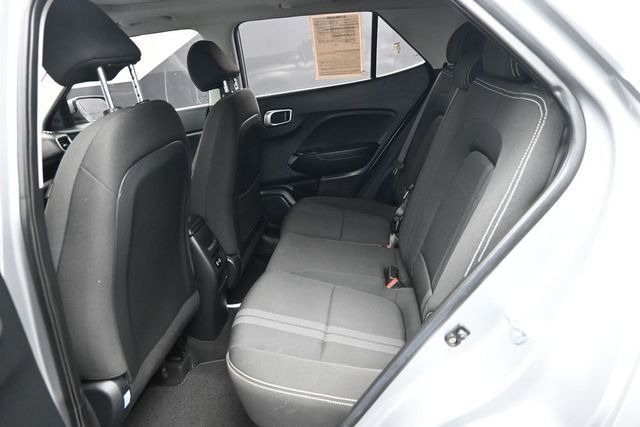 2024 Hyundai Venue SEL IVT - 23042421 - 9