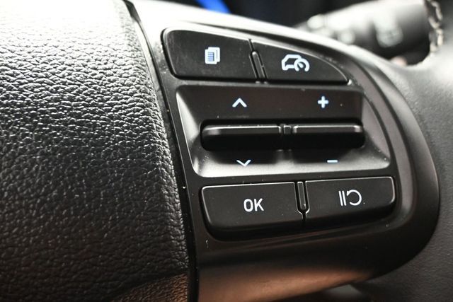 2024 Hyundai Venue SEL IVT - 23042421 - 21