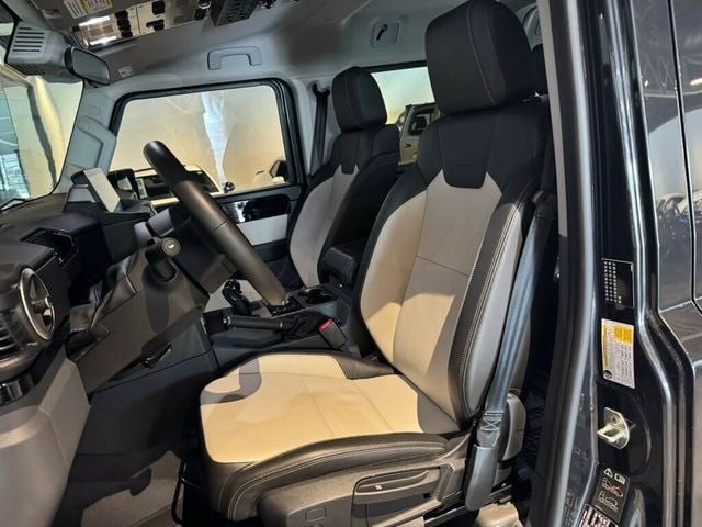 2024 INEOS Grenadier Fieldmaster/4x4/20"Wheels/KingShocks/HtdSeats/AuxSwitches/NAV - 22922715 - 11