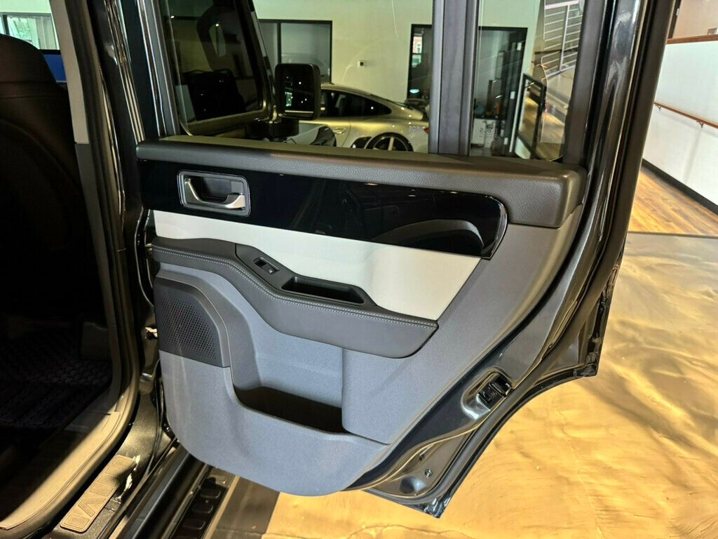 2024 INEOS Grenadier Trialmaster/4x4/20"Wheels/KingShocks/HtdSeats/AuxSwitches/NAV - 22922715 - 24