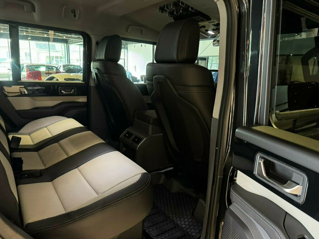 2024 INEOS Grenadier Trialmaster/4x4/20"Wheels/KingShocks/HtdSeats/AuxSwitches/NAV - 22922715 - 25