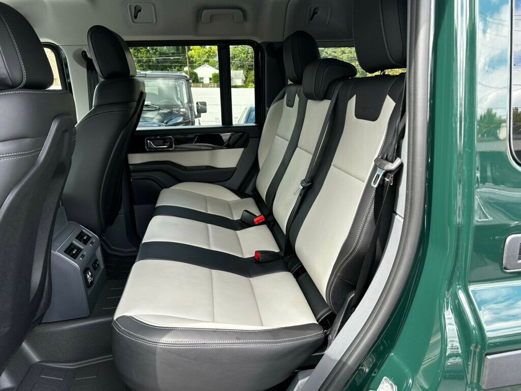 2024 INEOS Grenadier Trialmaster/Heated Leather Seats/Lane Departure Waring/NAV - 22921567 - 12