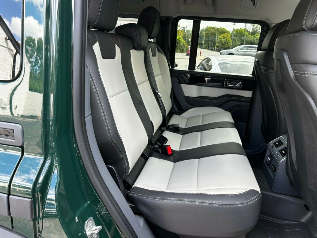 2024 INEOS Grenadier Trialmaster/Heated Leather Seats/Lane Departure Waring/NAV - 22921567 - 17