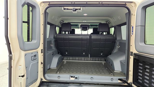 2024 INEOS Grenadier Station Wagon Fieldmaster Edition w/ Exterior Utility Belt & Privacy Glass - 23075513 - 19