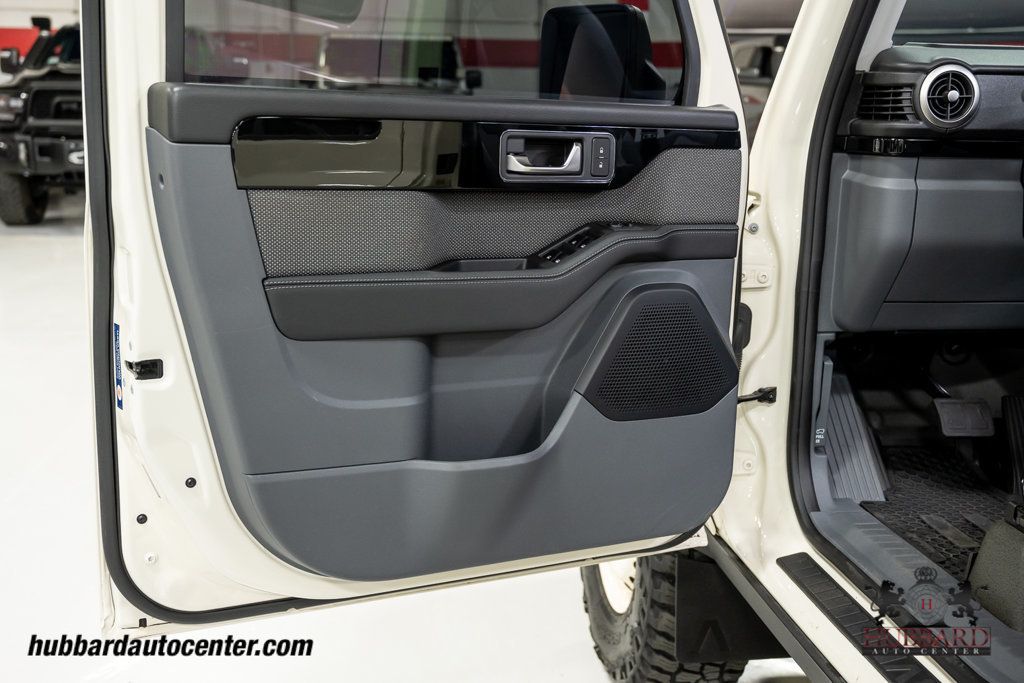 2024 INEOS Grenadier Station Wagon Trialmaster Edition 4x4 - 22983858 - 15