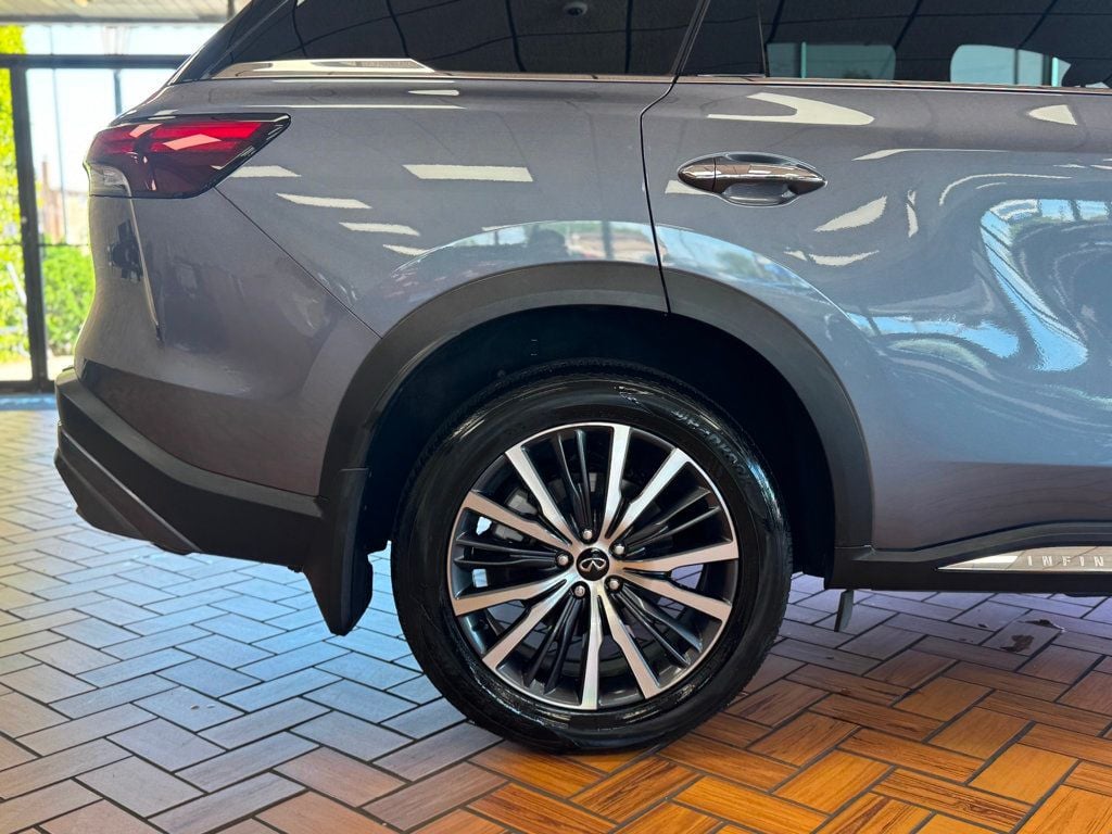 2024 Infiniti QX60 Autograph AWD photo 11