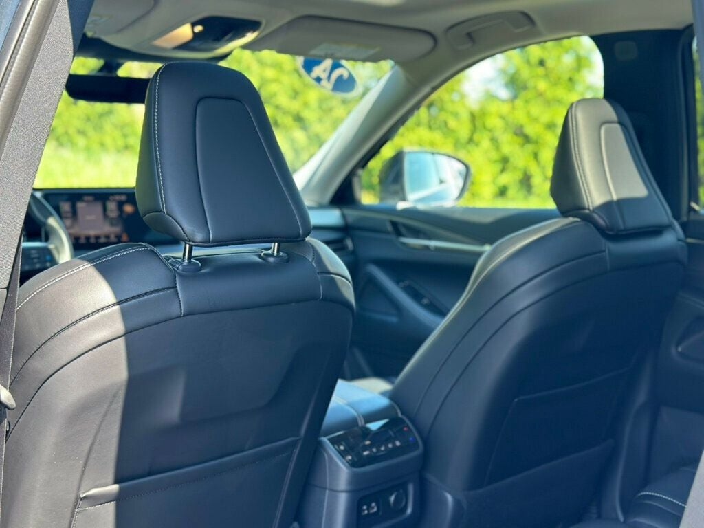 2024 Infiniti QX60 Luxe AWD photo 18
