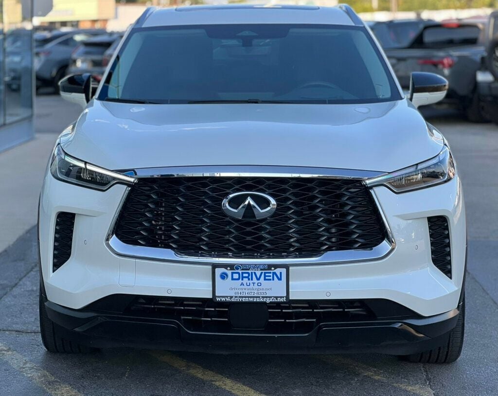 2024 Infiniti QX60 Luxe AWD photo 8