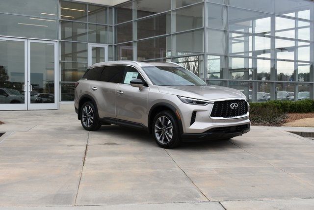 2024 Infiniti QX60 Luxe photo 2
