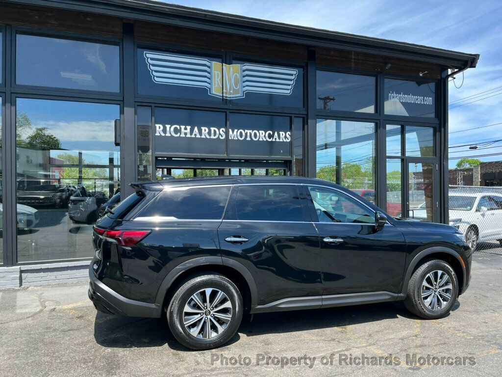 2024 Infiniti QX60 Pure AWD photo 3