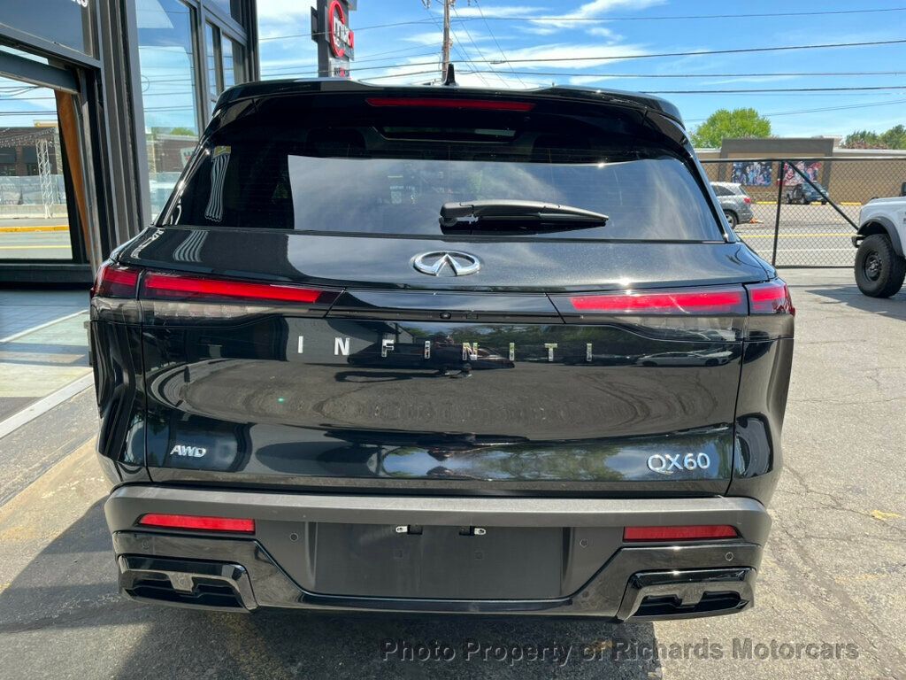 2024 Infiniti QX60 Pure AWD photo 4