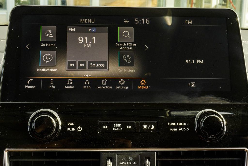 Infiniti QX80 photo 26