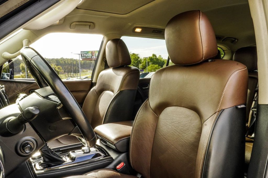 Infiniti QX80 photo 39