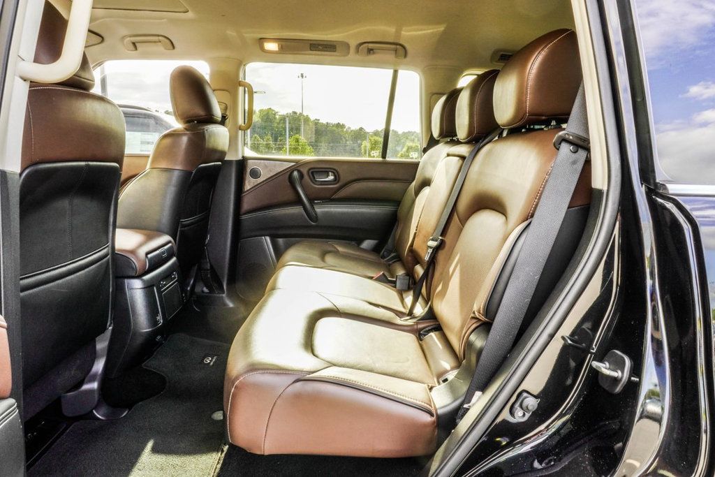 Infiniti QX80 photo 40