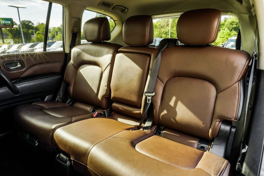 Infiniti QX80 photo 41