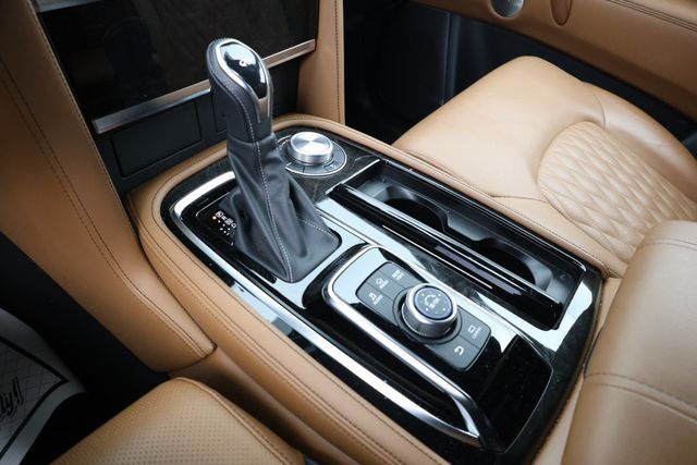 2024 INFINITI QX80 SENSORY AWD w/ Dark Chrome Appearance Pkg & Radiant Kick Plates - 22936766 - 12