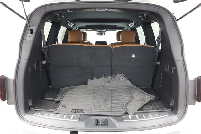 2024 INFINITI QX80 SENSORY AWD w/ Dark Chrome Appearance Pkg & Radiant Kick Plates - 22936766 - 18