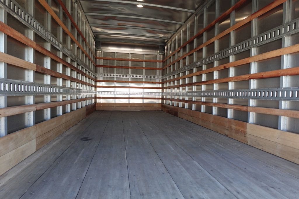 2024 Isuzu NPR HD (18ft Box w/ Lift Gate) - 22922801 - 16