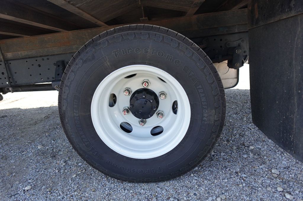 2024 Isuzu NPR HD (18ft Box w/ Lift Gate) - 22922801 - 23