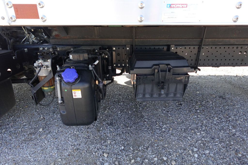 2024 Isuzu NPR HD (18ft Box w/ Lift Gate) - 22922801 - 27