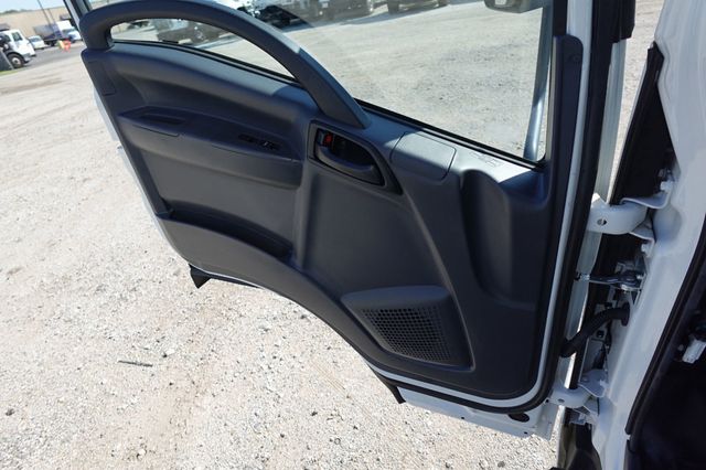 2024 Isuzu NPR HD (18ft Box w/ Lift Gate) - 22922801 - 31