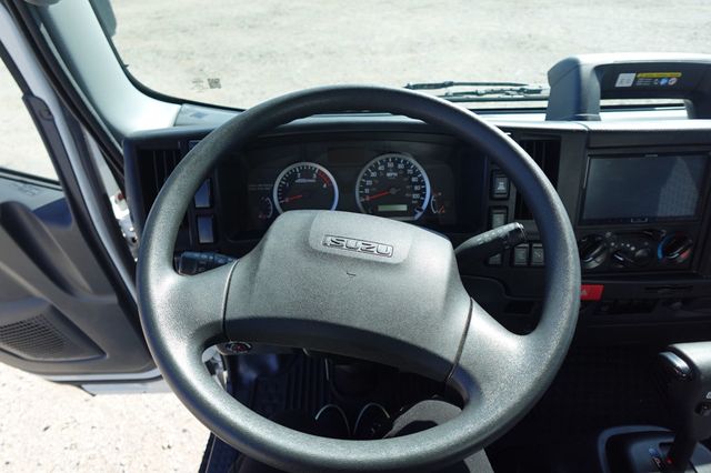 2024 Isuzu NPR HD (18ft Box w/ Lift Gate) - 22922801 - 32