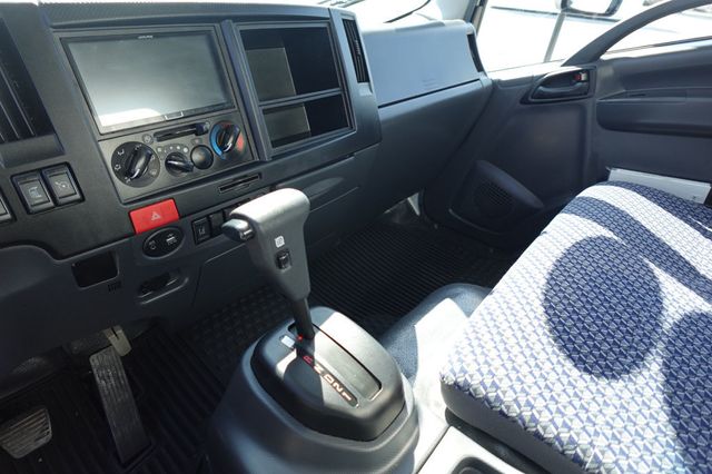 2024 Isuzu NPR HD (18ft Box w/ Lift Gate) - 22922801 - 37