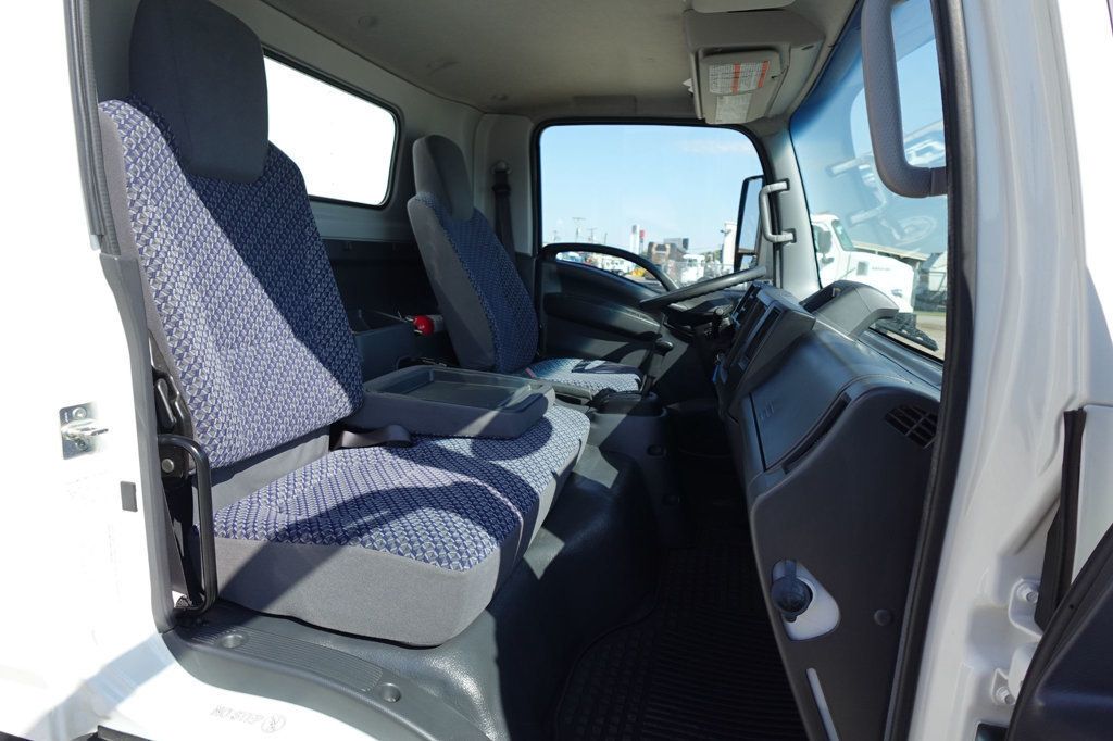 2024 Isuzu NPR HD (18ft Box w/ Lift Gate) - 22922801 - 45