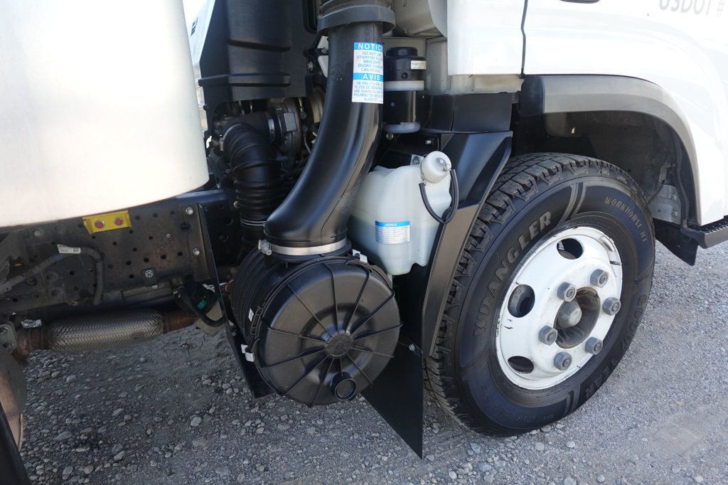 2024 Isuzu NPR HD (18ft Box w/ Lift Gate) - 22926134 - 11