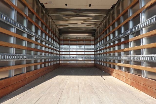 2024 Isuzu NPR HD (18ft Box w/ Lift Gate) - 22926134 - 19