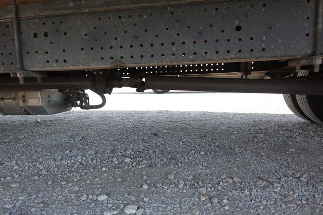 2024 Isuzu NPR HD (18ft Box w/ Lift Gate) - 22926134 - 24